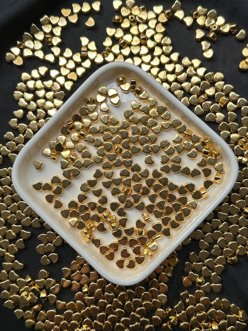200 Adet Altın Sarı Kalp Boncuk – Gold Dore Ara Aparat Takı ve Aksesuar Boncuğu