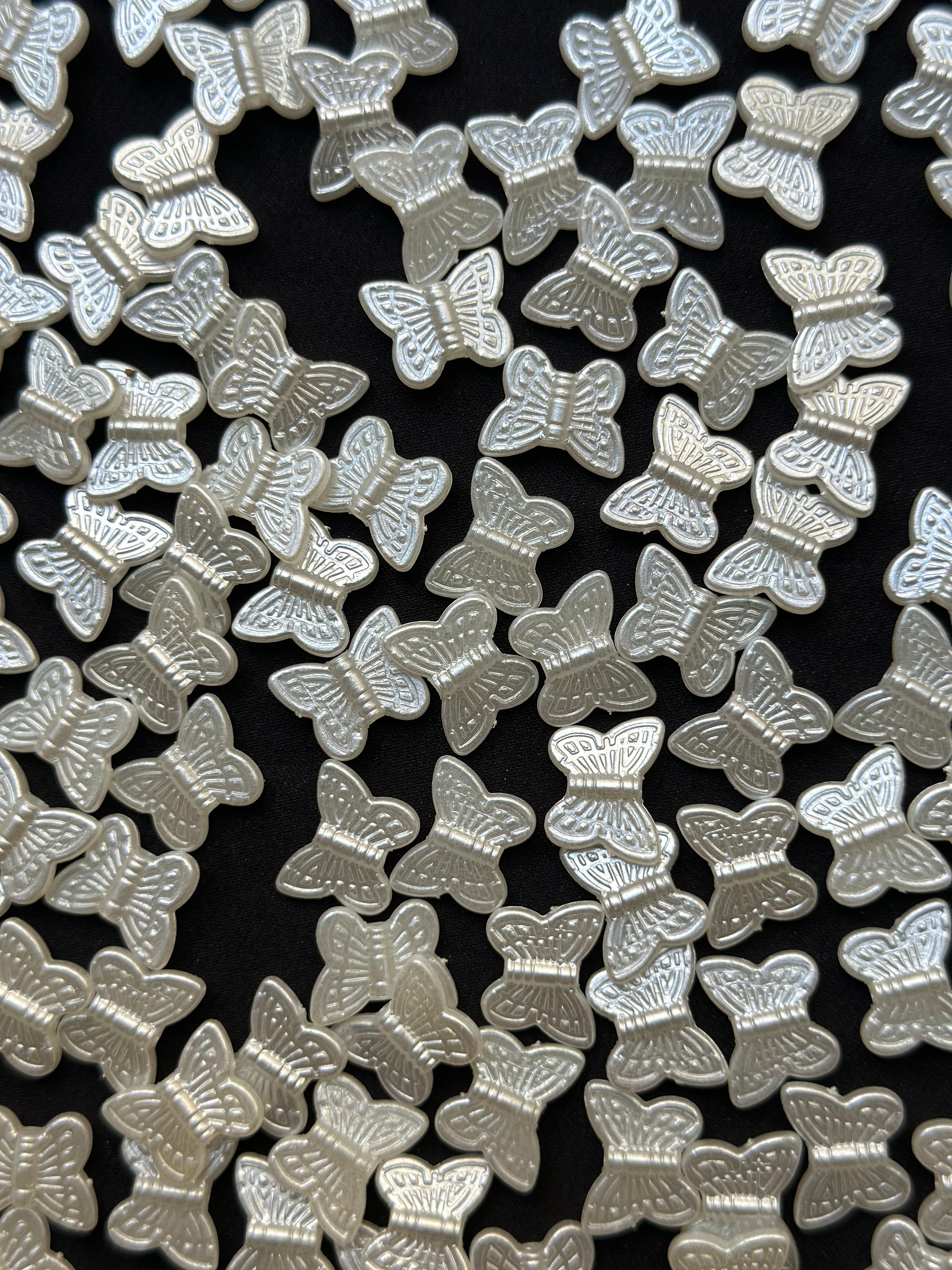 50 Adet Beyaz Sedefli Kelebek Boncuk 11x14 mm – Takı, Bileklik, Kolye, Dekor ve Aksesuar Malzemesi
