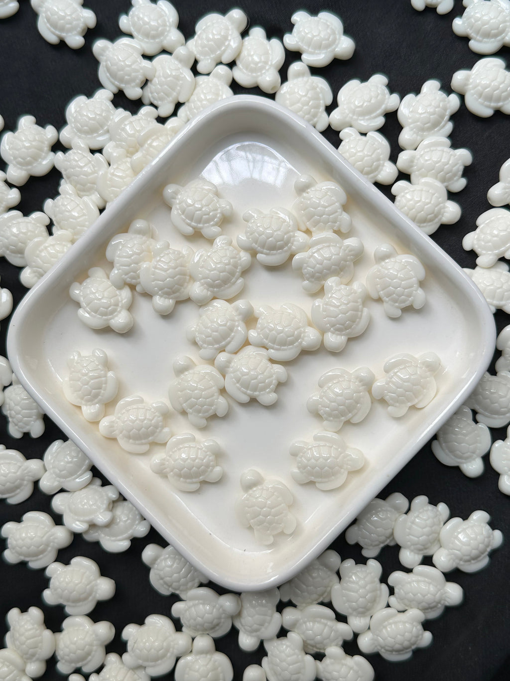 20 Adet Kaplumbağa Boncuk 25 mm | Beyaz | Caretta Caretta | Akrilik Plastik