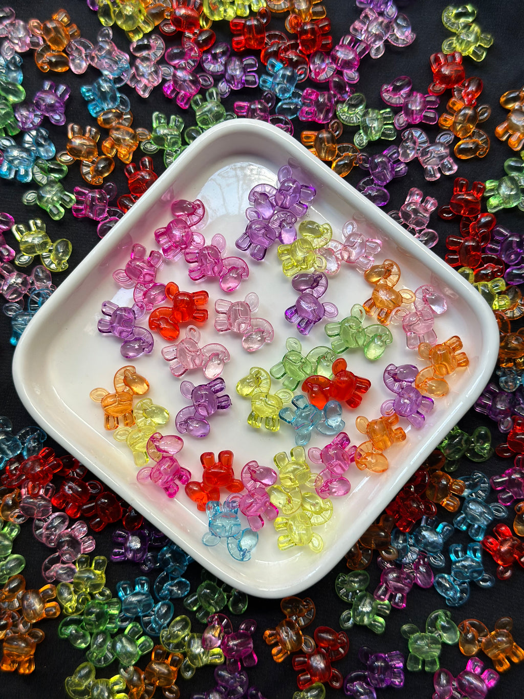 40 Adet Karışık Renk Şeffaf At Figürlü Boncuk 16×3 mm Takı ve El İşi Aksesuarı