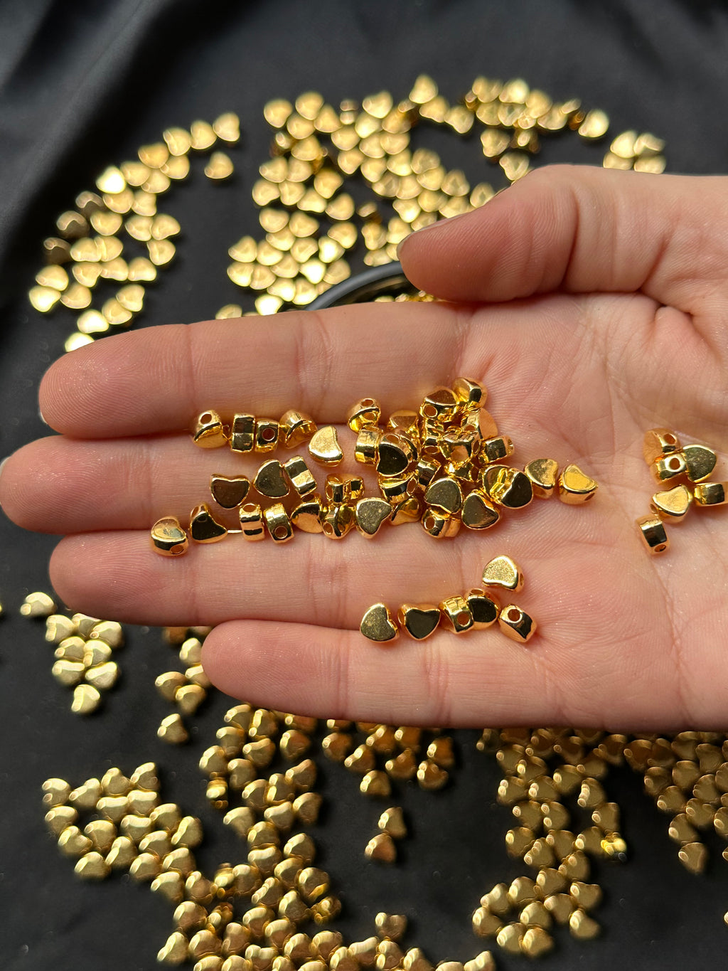 200 Adet Altın Sarı Kalp Boncuk – Gold Dore Ara Aparat Takı ve Aksesuar Boncuğu