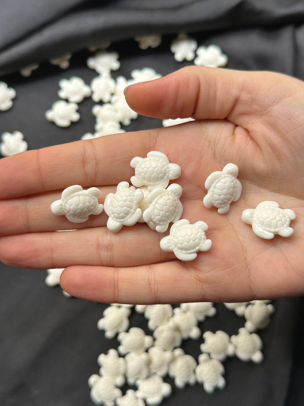 20 Adet Kaplumbağa Boncuk 25 mm | Beyaz | Caretta Caretta | Akrilik Plastik