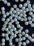 50 Adet 10x10 mm Elmas Kesim Küp Boncuk – Beyaz Sedefli Takı ve Aksesuar Boncuğu