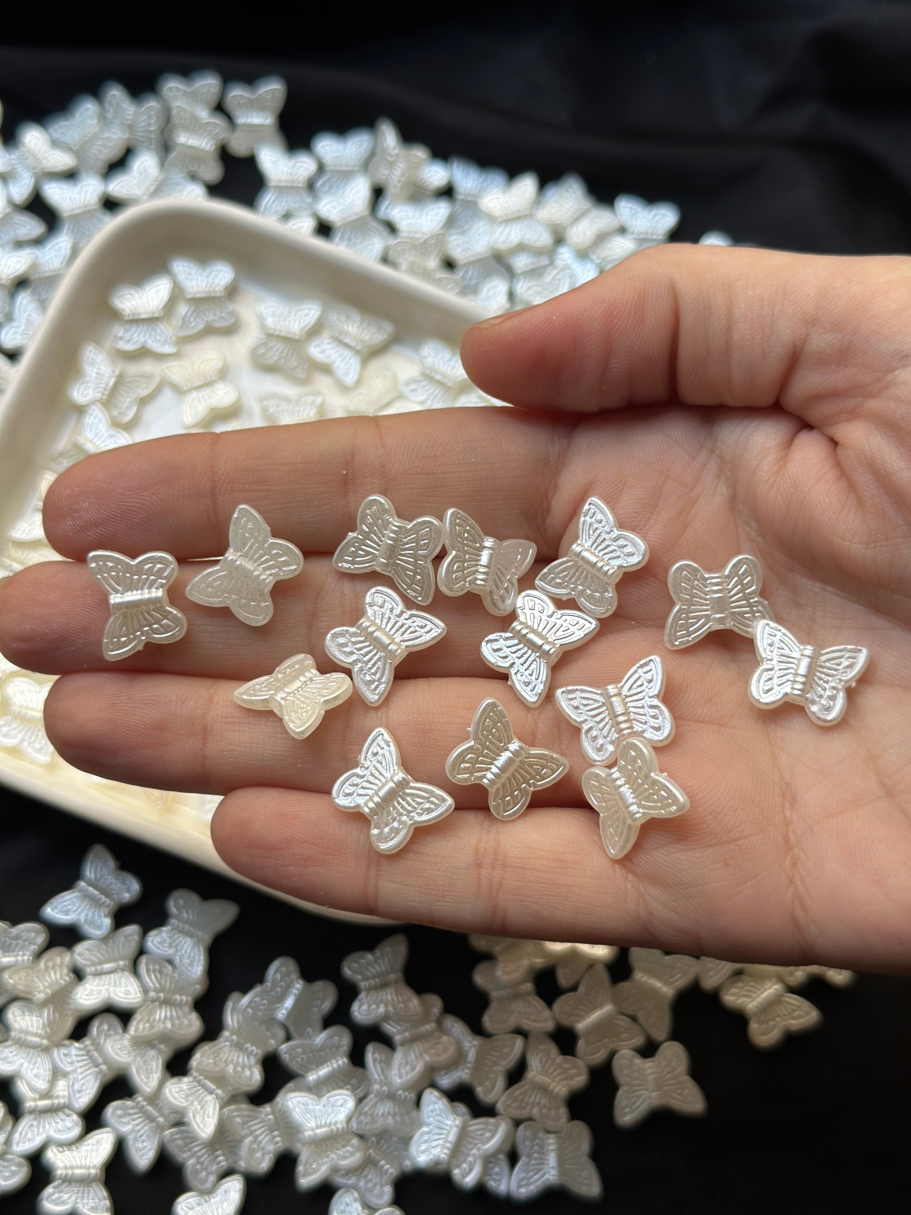 50 Adet Beyaz Sedefli Kelebek Boncuk 11x14 mm – Takı, Bileklik, Kolye, Dekor ve Aksesuar Malzemesi