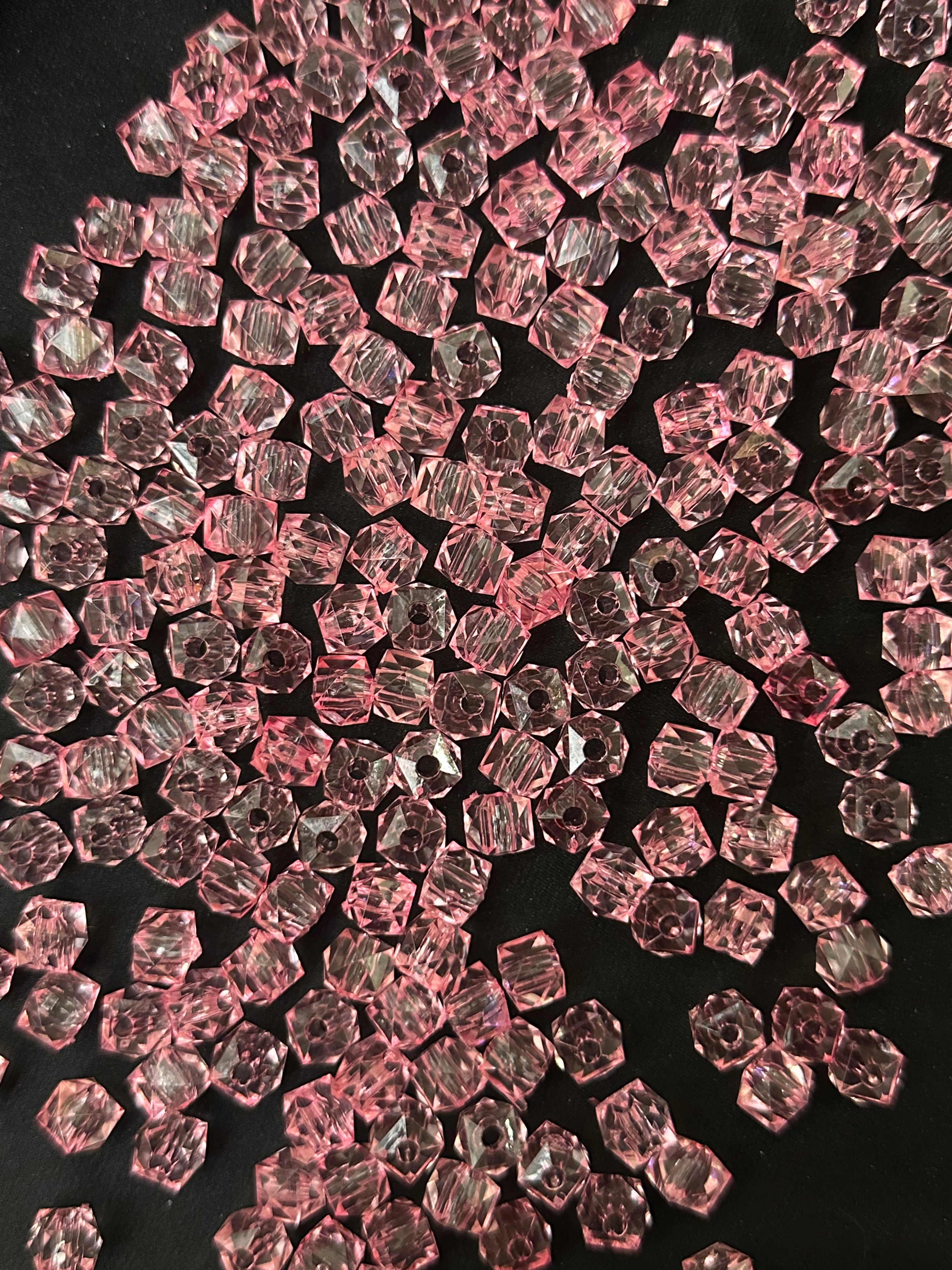 50 Adet Pembe Şeffaf Boncuk 10 mm | Parlak Akrilik Plastik Takı ve Bileklik Yapım Boncuğu
