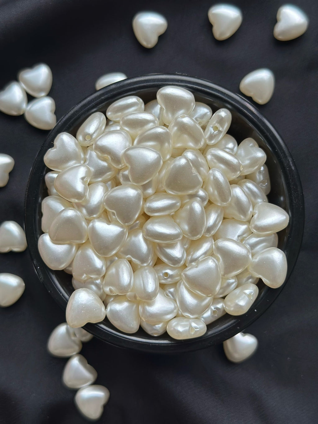 40 Adet Beyaz Sedefli Kalp 11 mm Akrilik Boncuk