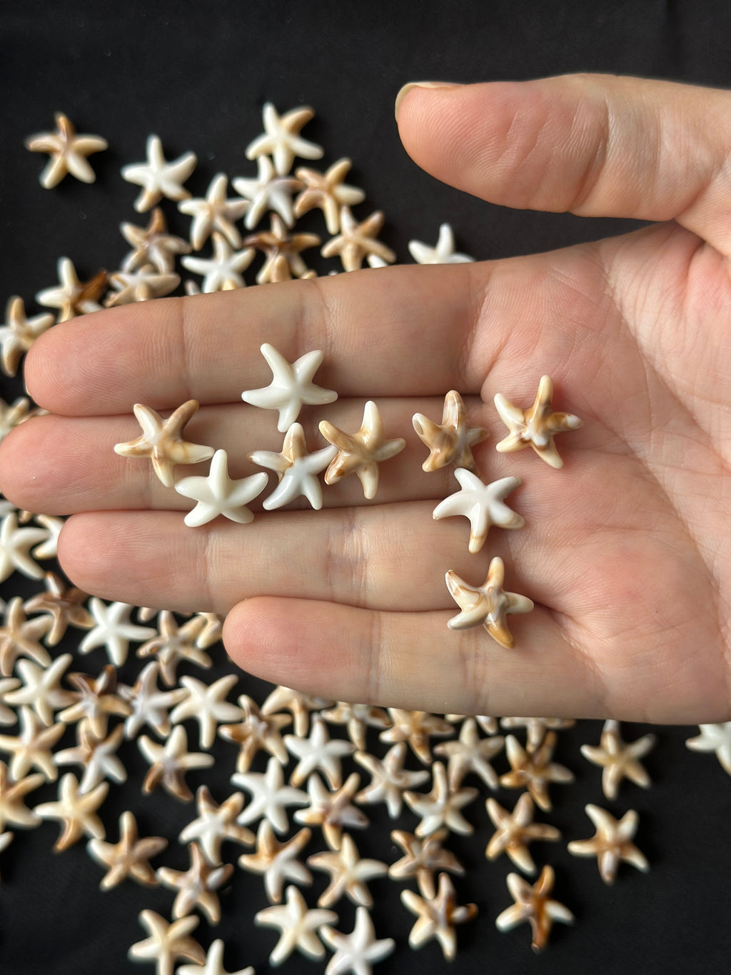 50 Adet Deniz Yıldızı Krem Kahverengi Akrilik Plastik Boncuk